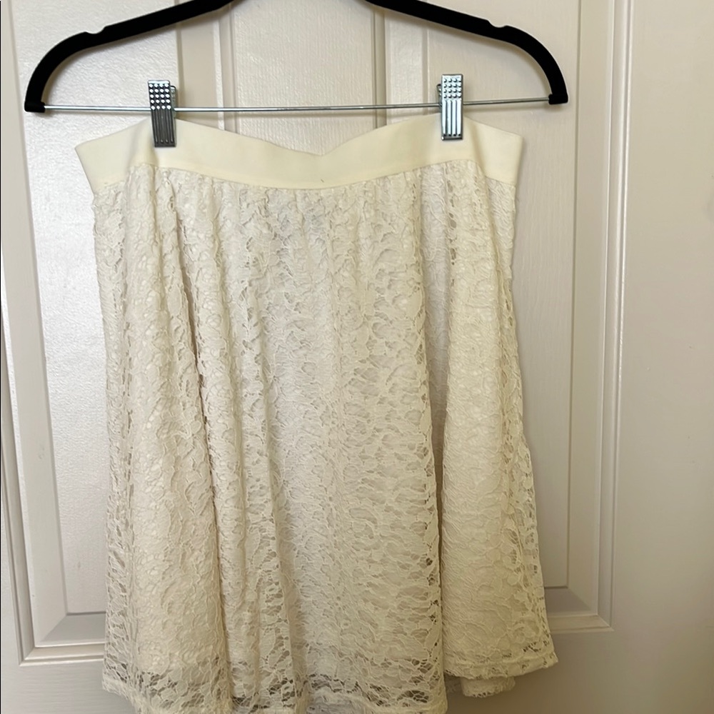 Lauren Conrad cream colored lace skirt